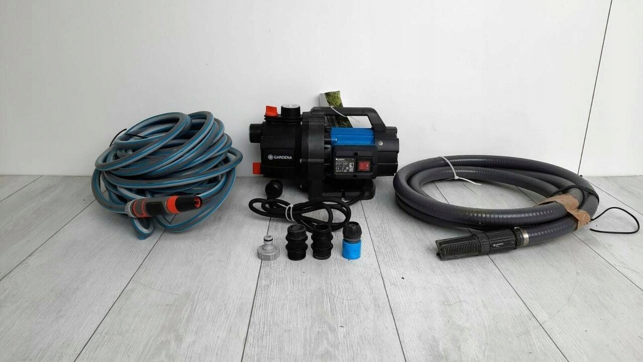 Gardena GARDENA garden pump 3000/4 BASIC set (turquoise/black, 600 watts, including suction set, classic hose)
