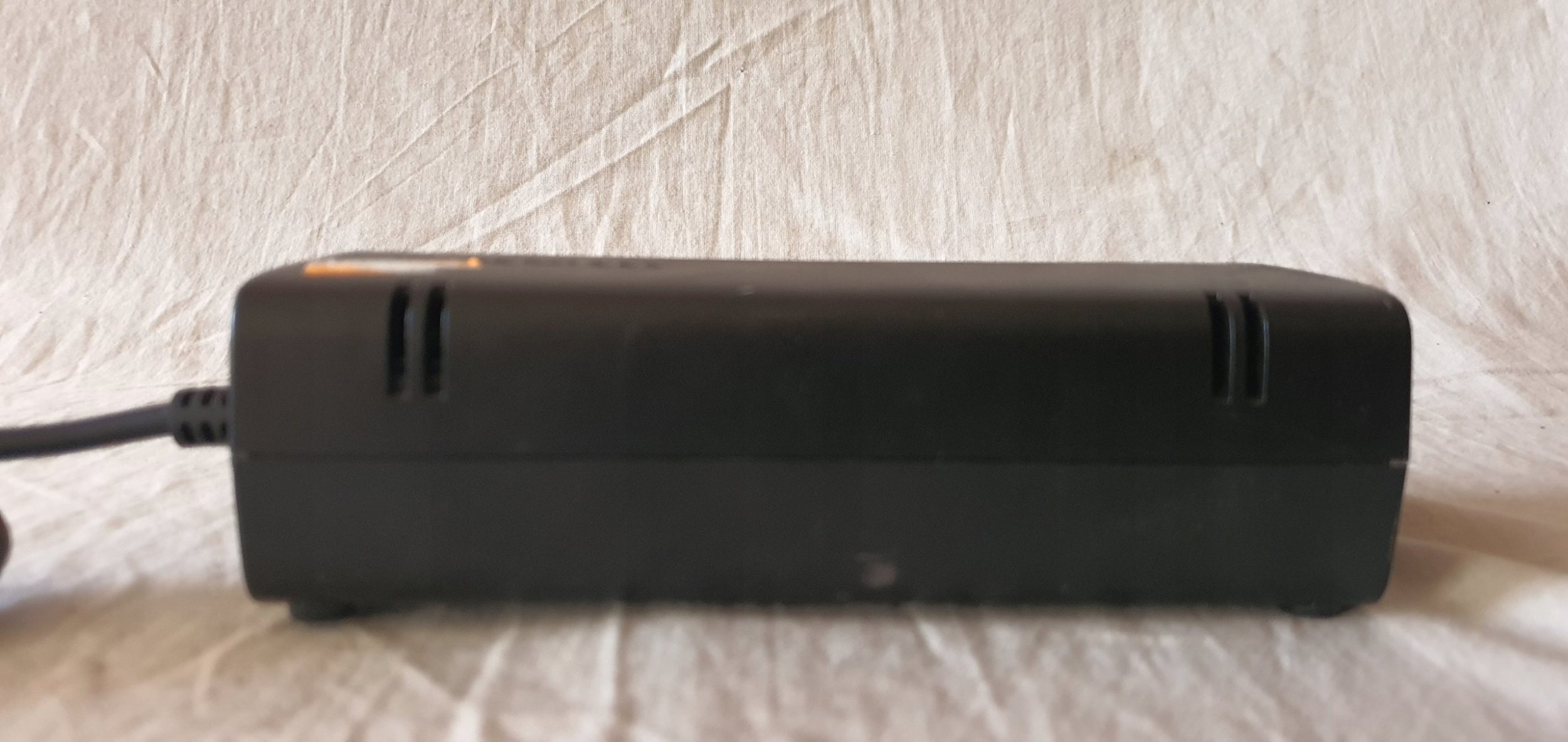 Akyga Zasilacz impulsowy Akyga AK-PD-13 12V / 10.83A, 5Vsb / 1A 135W wtyczka Xbox 360 Slim