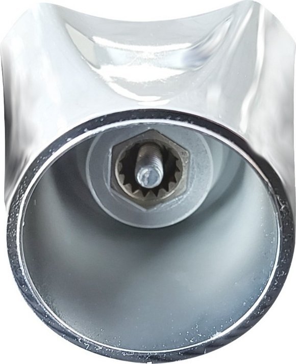 UN POKRĘTŁO BAT. Z WKŁADKĄ METALOWĄ CHROM CIEPŁA