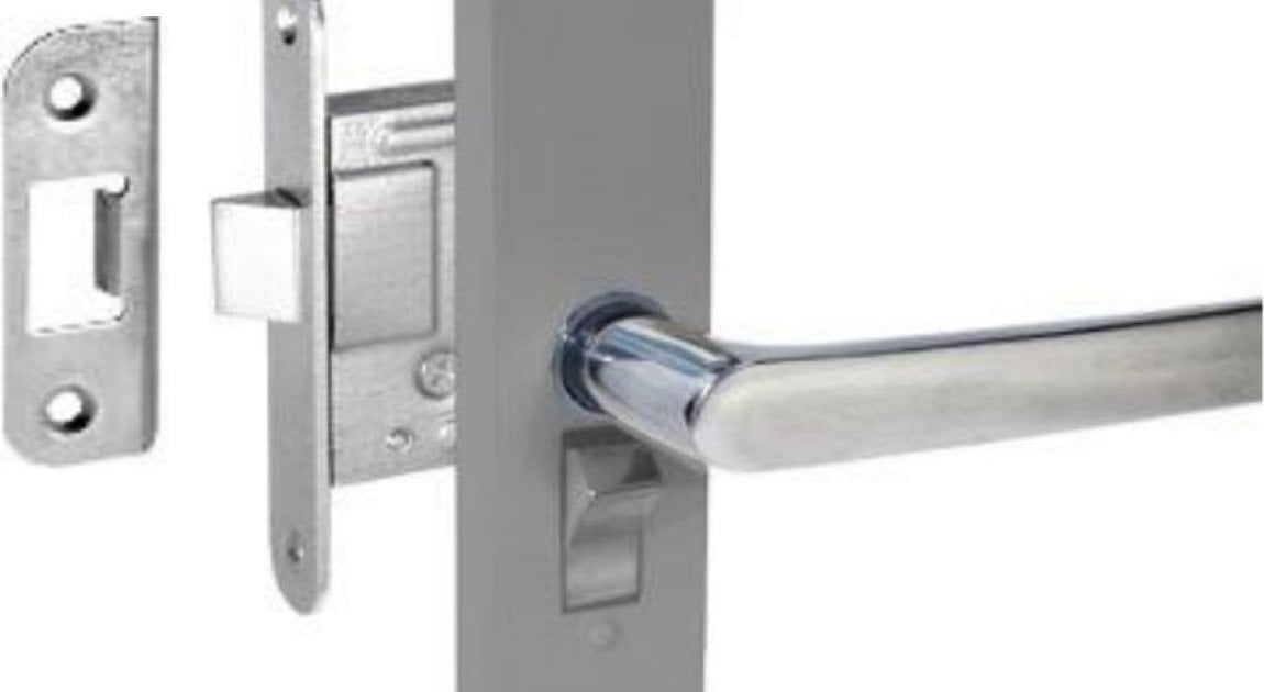 LATCH WITH POLISHED HANDLE