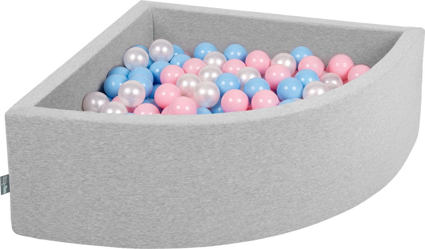 KiddyMoon KiddyMoon Suchy basen trójkątny z piłeczkami 7cm jasnoszary: babyblue-pudrowy róż-perła 90x30cm/200piłek Zabawka basen piankowy