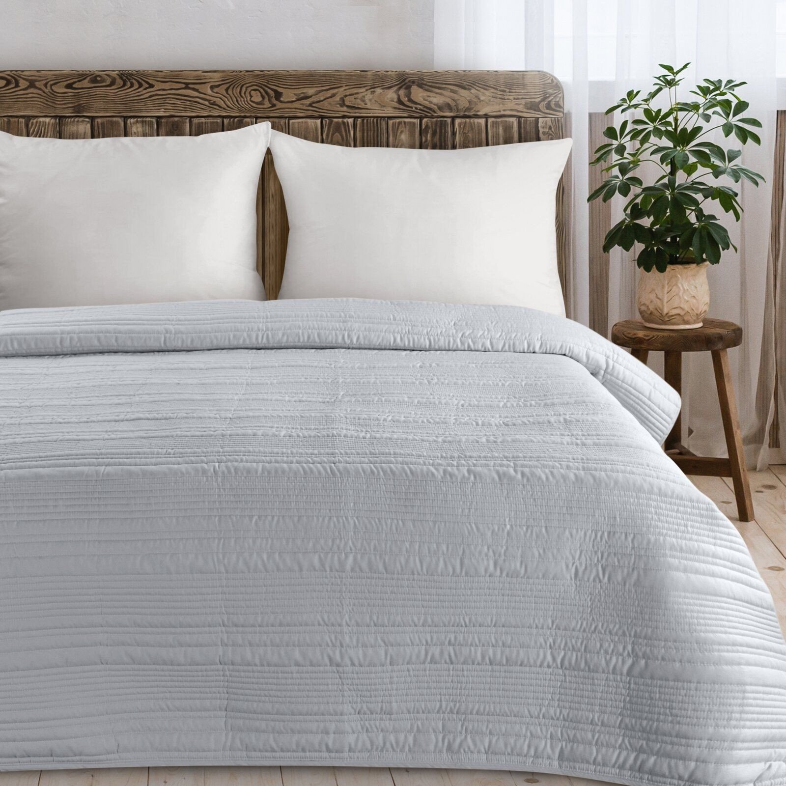 Narzuta pikowana 220240cm srebrna pasy 3D elegancja i styl