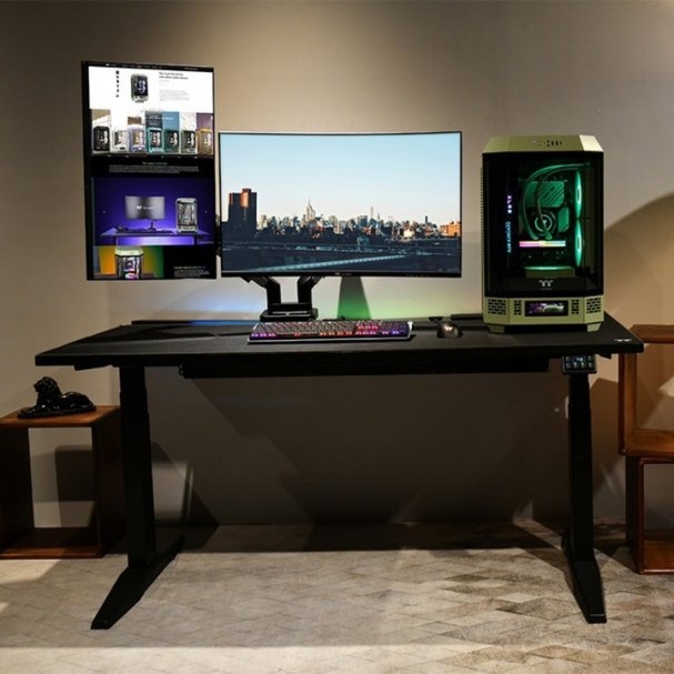 Thermaltake Dual RGB Gaming Monitor Arm, monitor mount (black, for monitors 17'' - 35'')