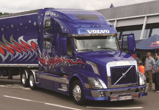 Italeri Volvo VN 780 - 3892