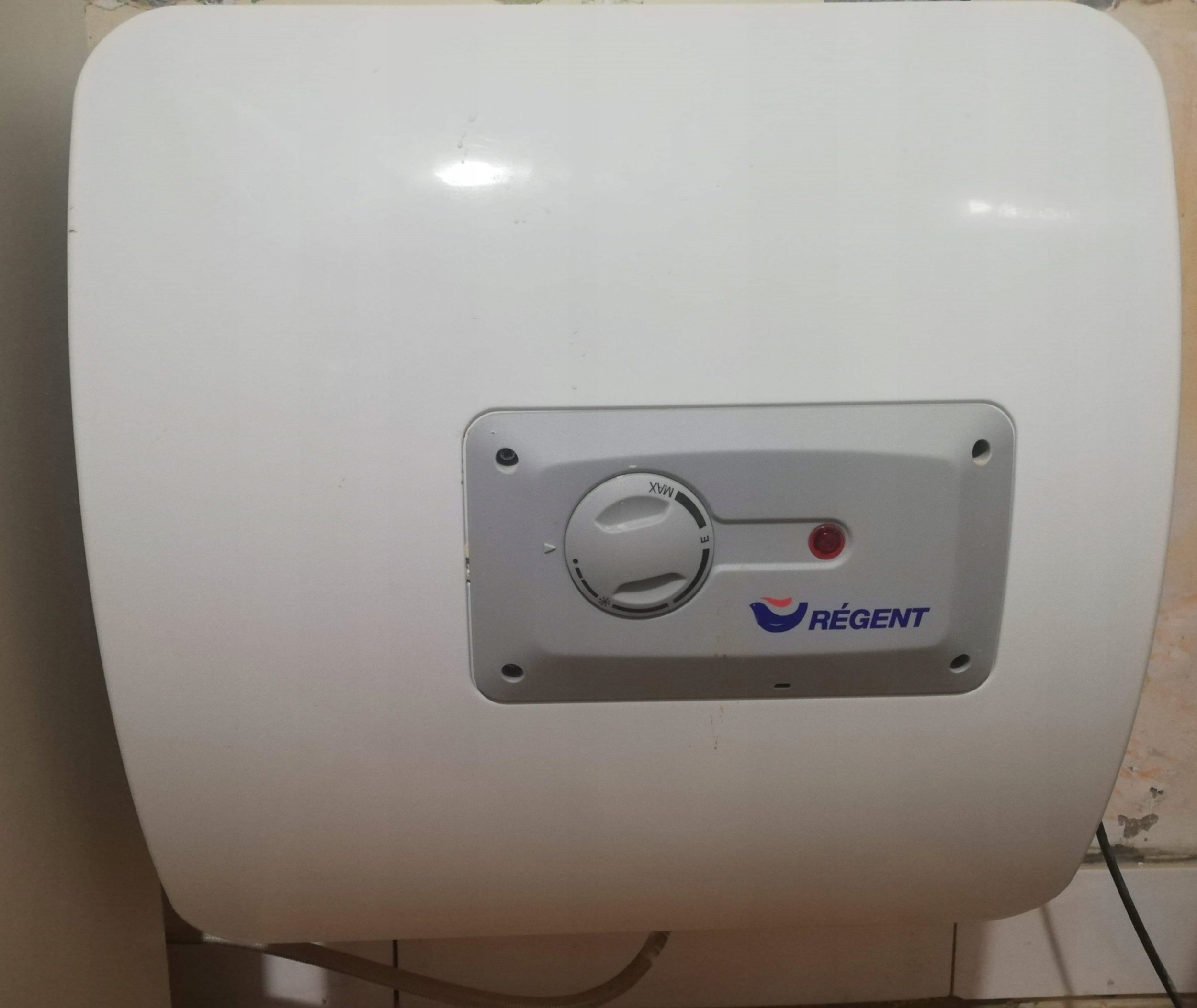 Bojler Sourcing ELECTRIC WATER HEATER REGENT 30L ABOVE