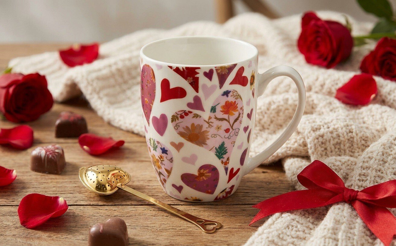 Kubek classic 360 ml z zaparzaczem Różowe Serca