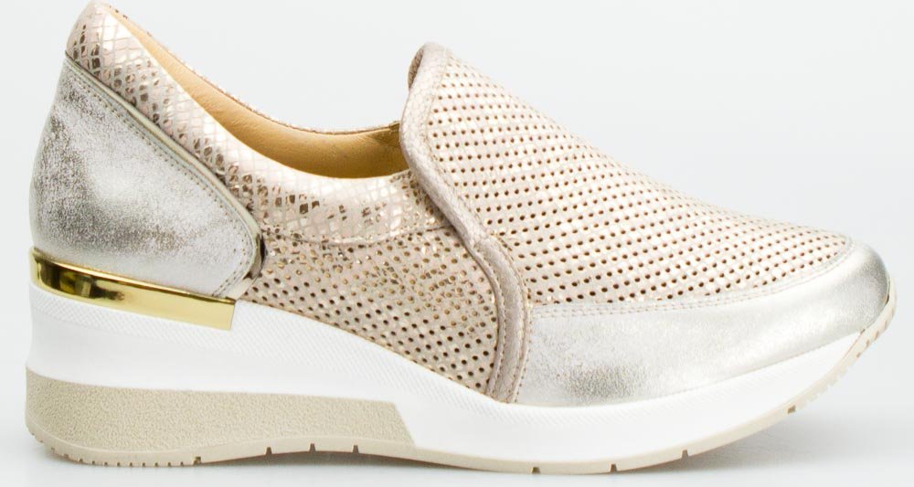 AGA Sneakersy ażurowe wsuwane skórzane złote Aga-37