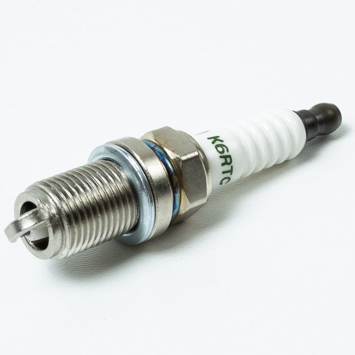 NAC ŚWIECA ZAPŁONOWA DO KOSIAREK TORCH K6RTC DO SILNIKÓW 450E, 500E, 550E, 625E, 750E, 575EX, 675EX, 750EX, 875EX, 775IS