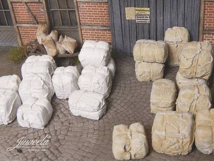 Juweela : Bele beżowego i białego surowca (20 szt)