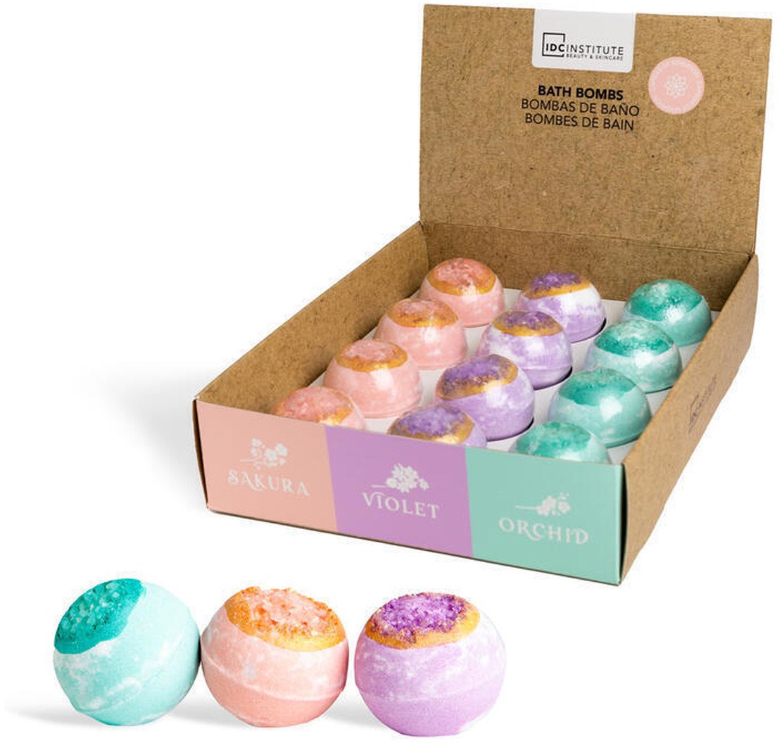 IDC Institute kula do kąpieli z solą 100g