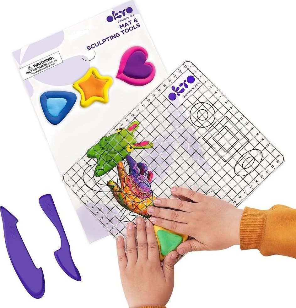 Mata do kreatywności z przyborami szkolnymi 19x24