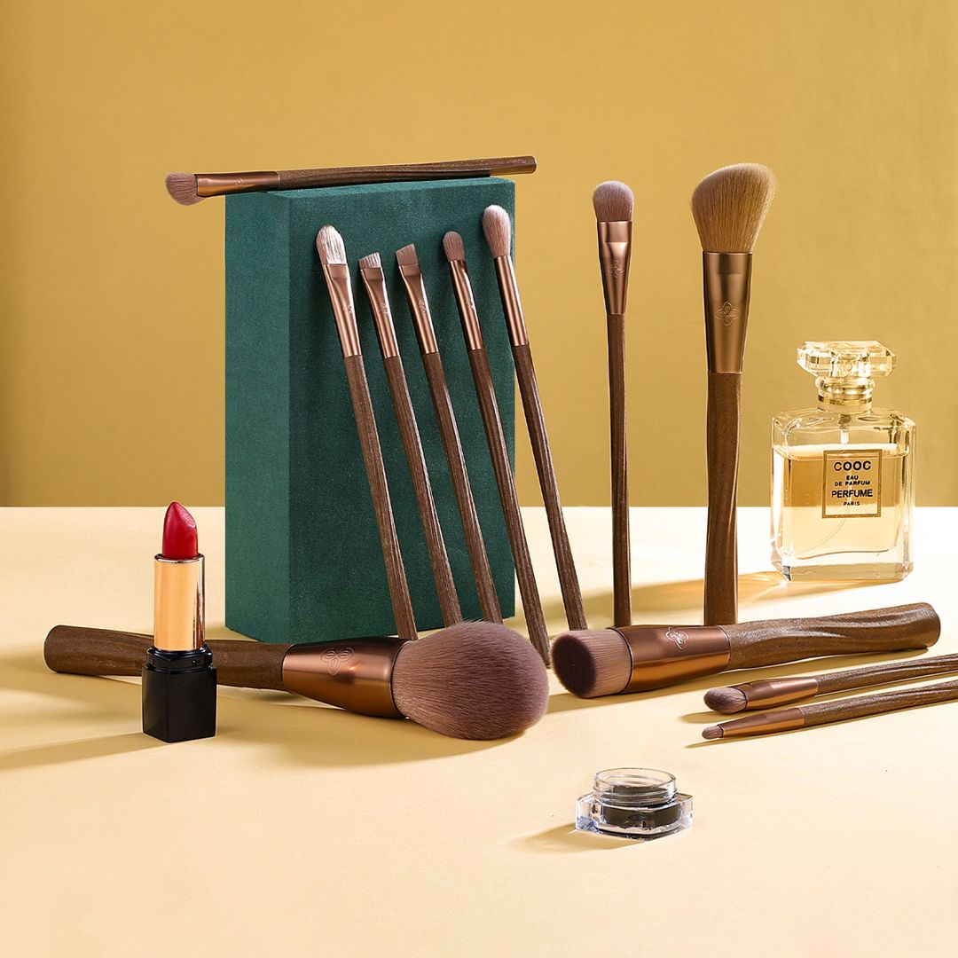 Eigshow Beauty Zestaw pędzli Ecopro Series 12 sztuk Eco Coffee