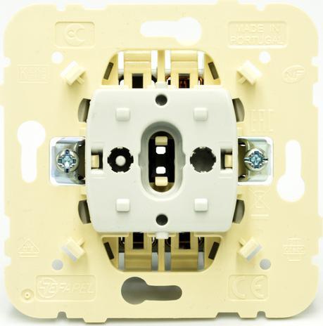 Efapel EFAPEL LOGUS90 ŁĄCZNIK 1-BIEGUNOWY 21011