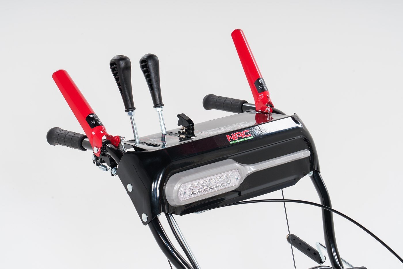 NAC Odśnieżarka STP212L-66-E-K Spalinowa z napędem i elektrycznym rozrusznikiem