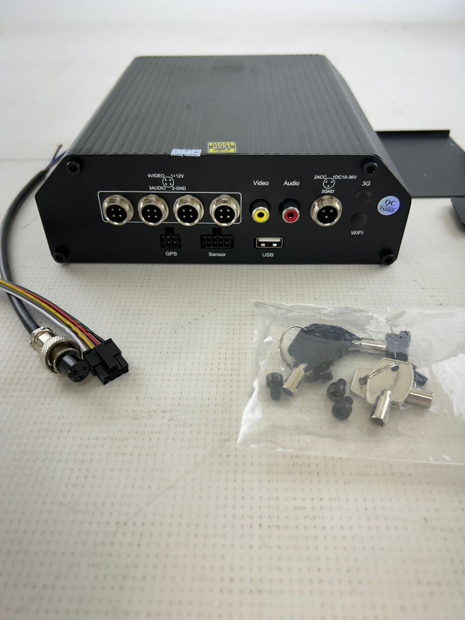 Profesjonalny rejestrator trasy dvr ahd z obsługą do 4 kamer