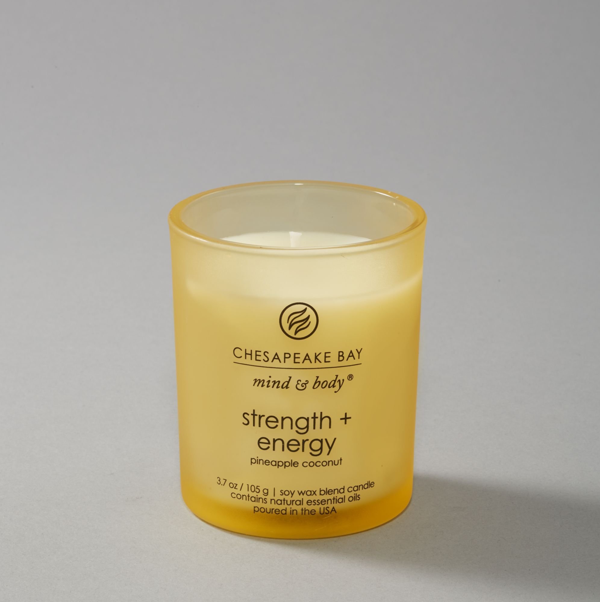 Chesapeake Bay Scented candle - Strength &amp Energy - Pineapple Coconut - small