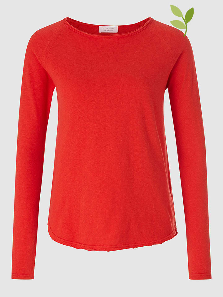 Koszulka w kolorze czerwonym