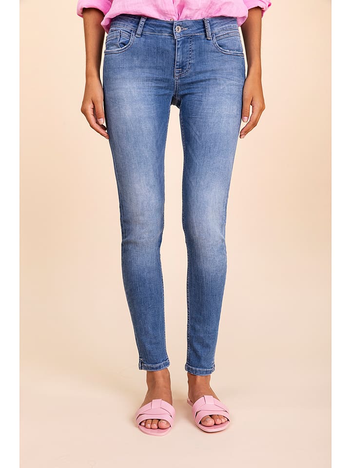 Dżinsy "Alicia" - Skinny fit - w kolorze niebieskim