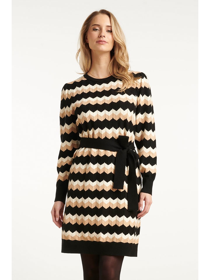 Smashed Lemon Sukienka dzianinowa w kolorze beżowo-czarnym rozmiar: XL