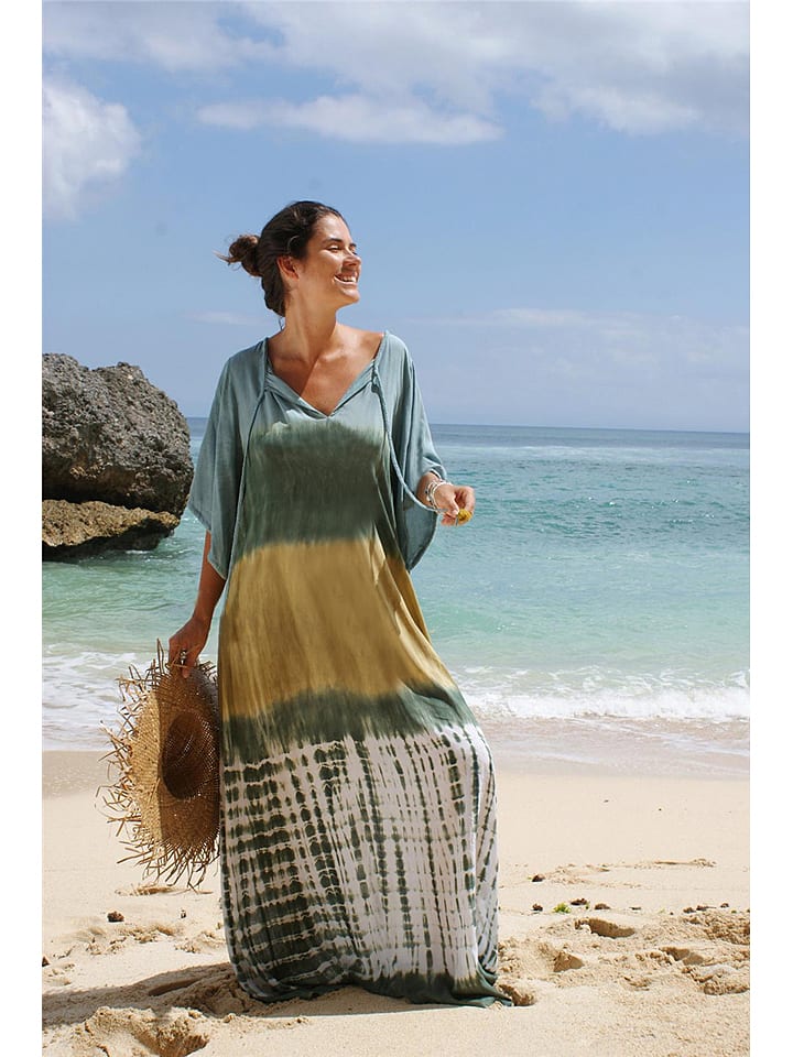 Narzutka w kolorze oliwkowo-beżowym