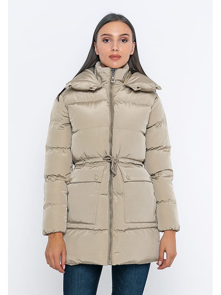 Płaszcz zimowy w kolorze beżowym