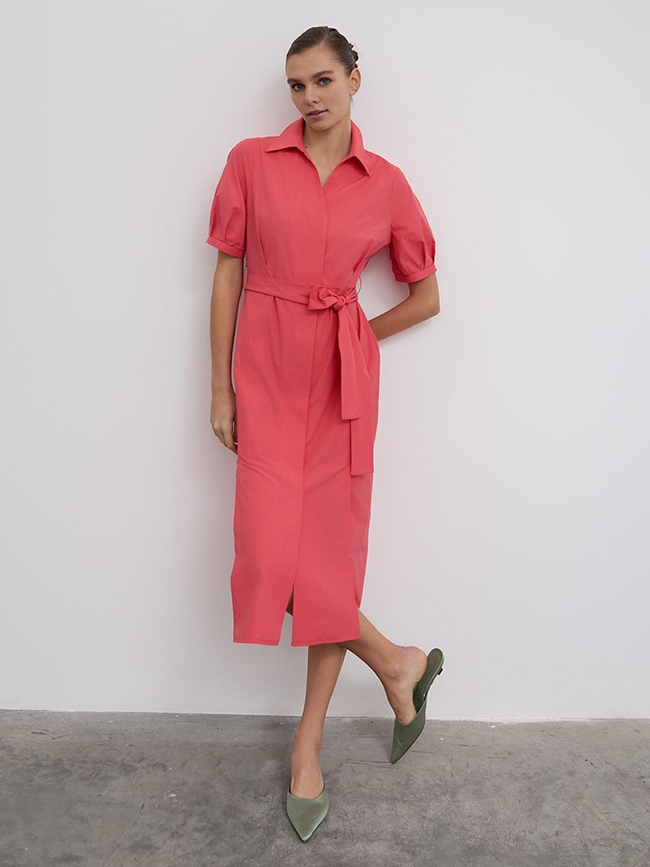 BGN Sukienka w kolorze koralowym rozmiar: 36