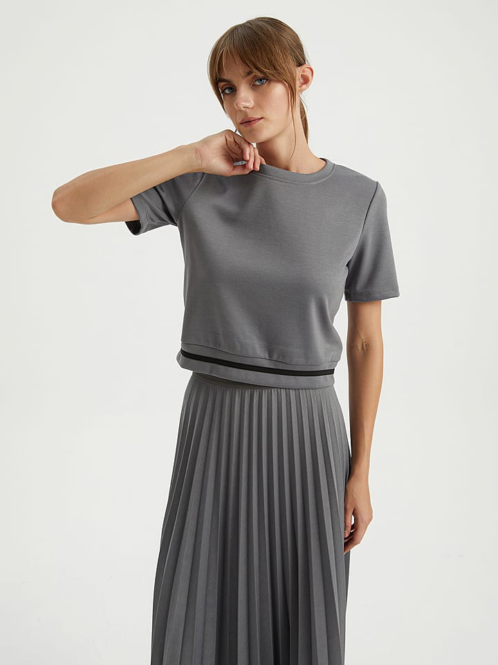 BGN Koszulka w kolorze szarym rozmiar: 34