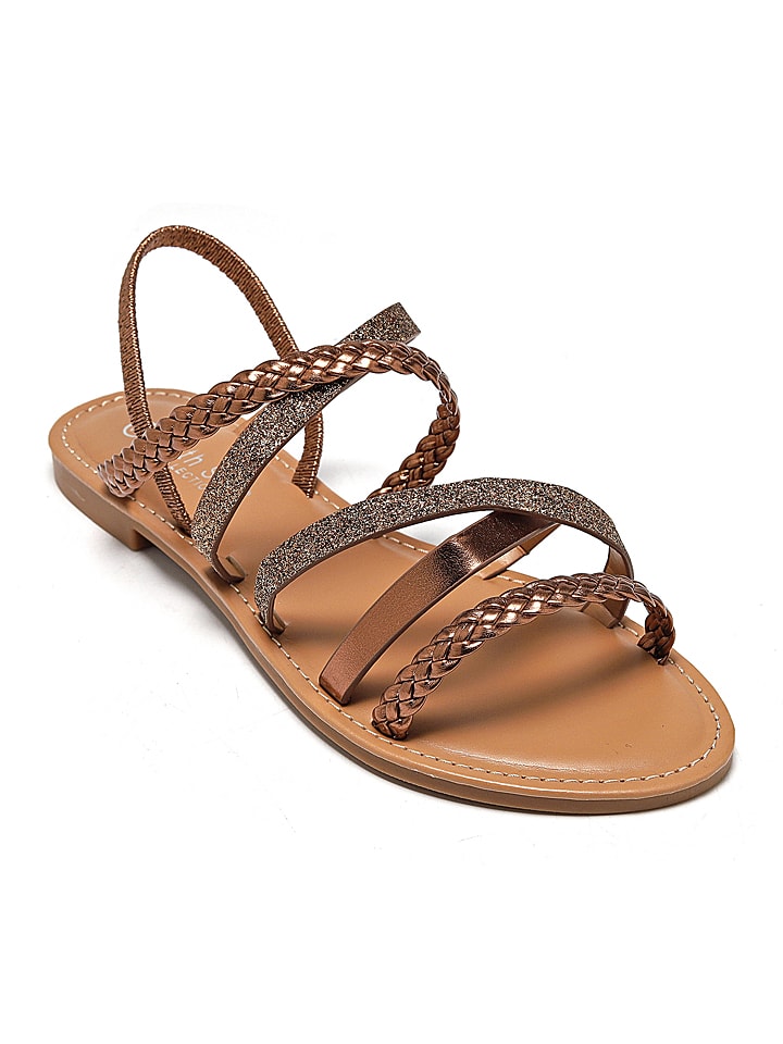 Sandały w kolorze brązowym