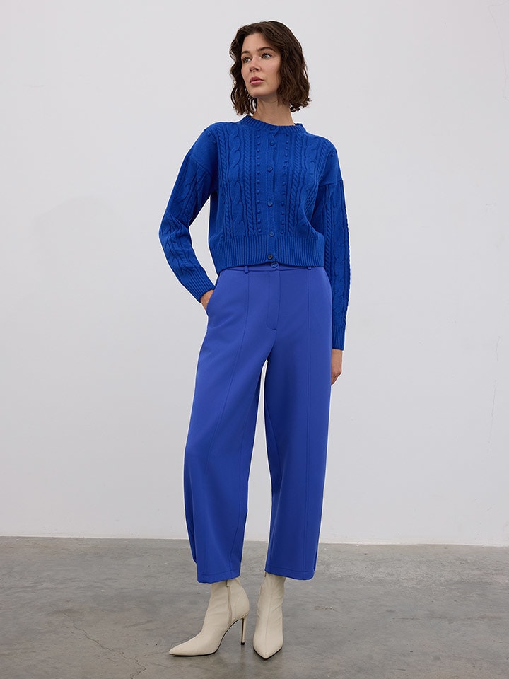 BGN Spodnie w kolorze niebieskim rozmiar: 36