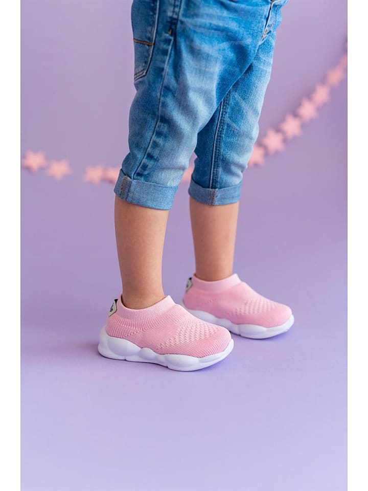 First Step Slippersy "Ultra Light" w kolorze jasnoróżowym rozmiar: 22