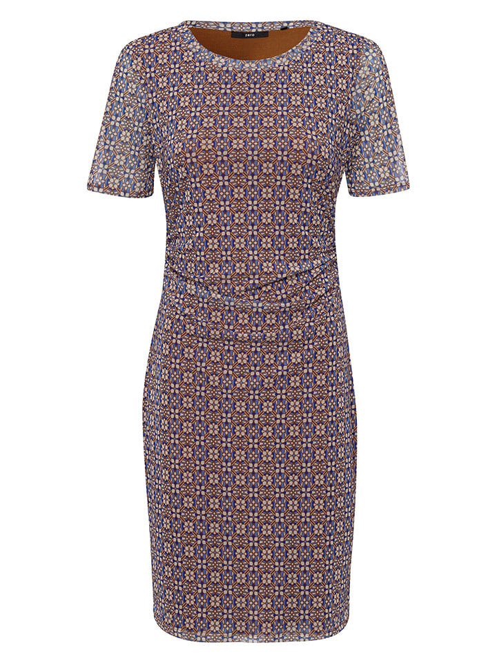 Sukienka w kolorze beżowym