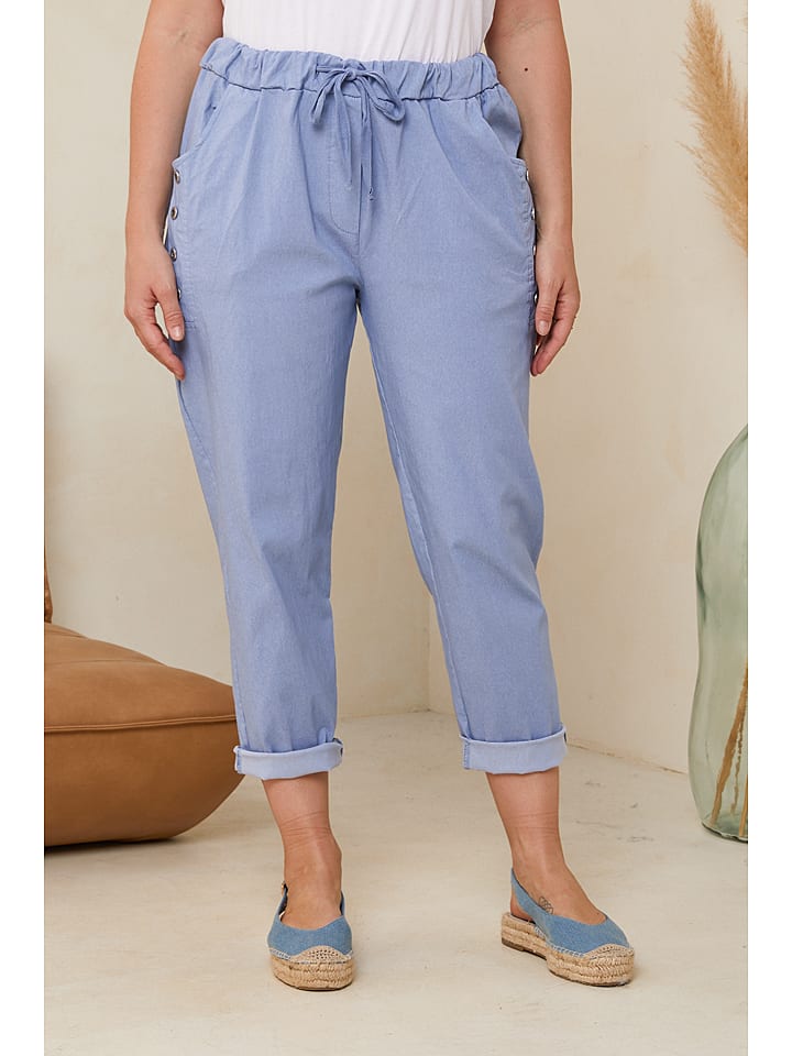 Curvy Lady Spodnie w kolorze błękitnym rozmiar: 40/42