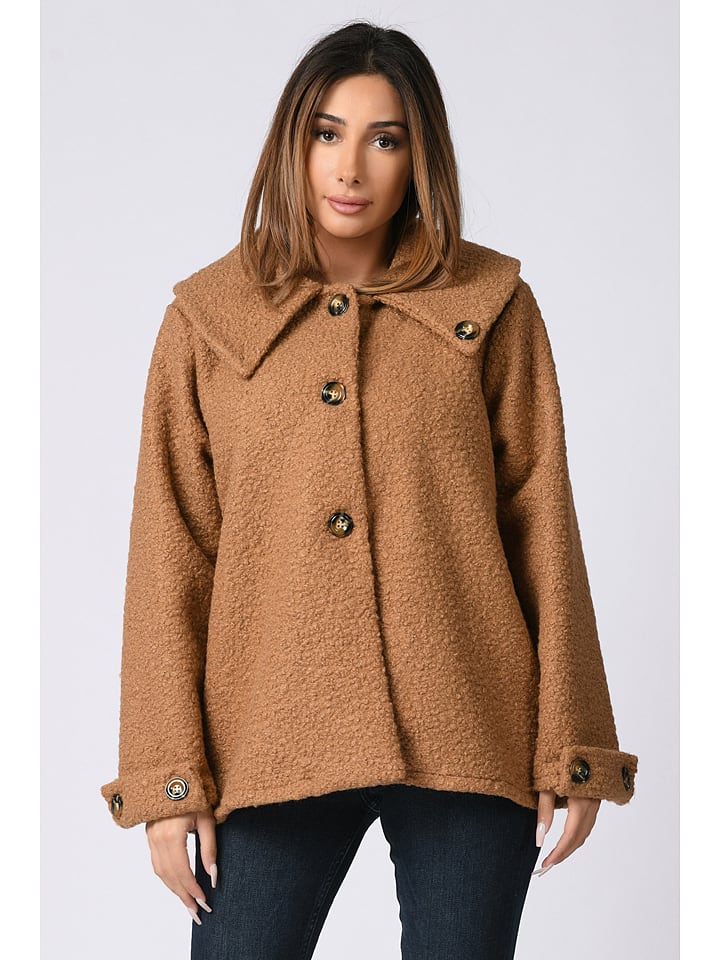 Płaszcz w kolorze jasnobrązowym