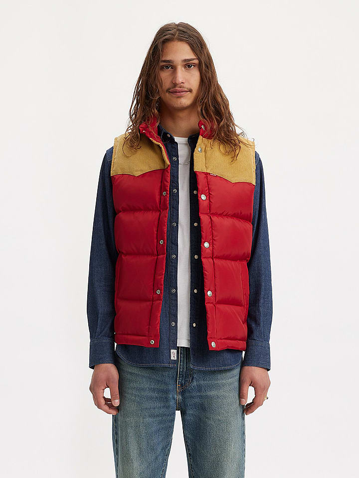 Levi´s Kamizelka pikowana w kolorze czerwono-beżowym rozmiar: M