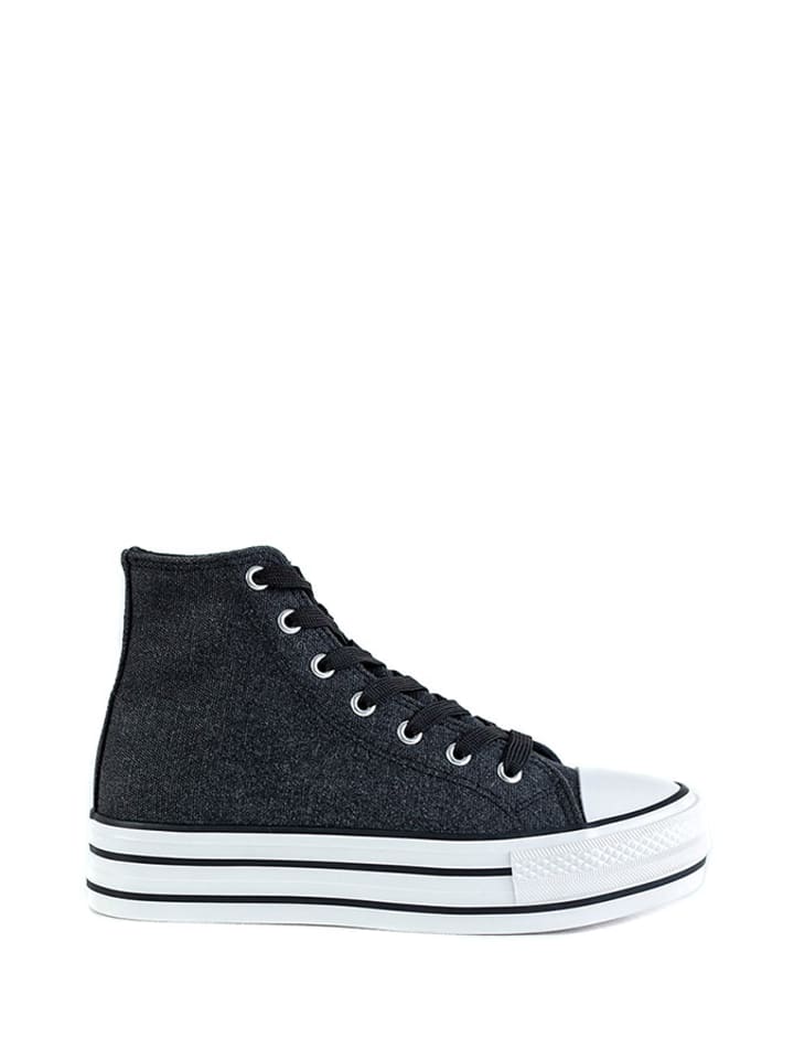 Sneakersy w kolorze czarnym