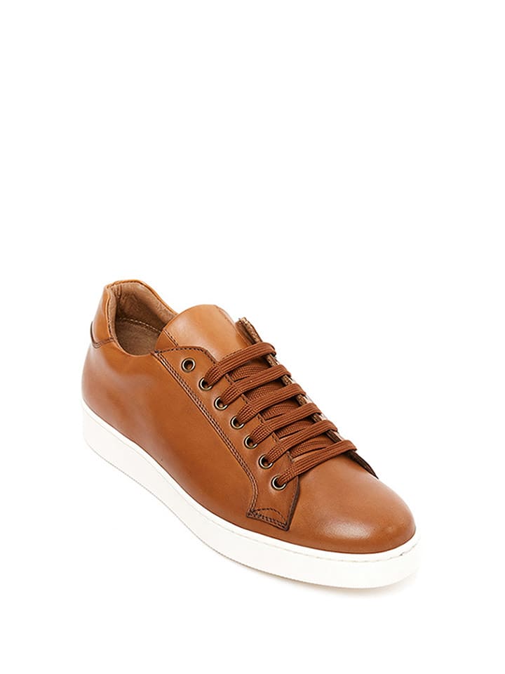 Skórzane sneakersy w kolorze jasnobrązowym