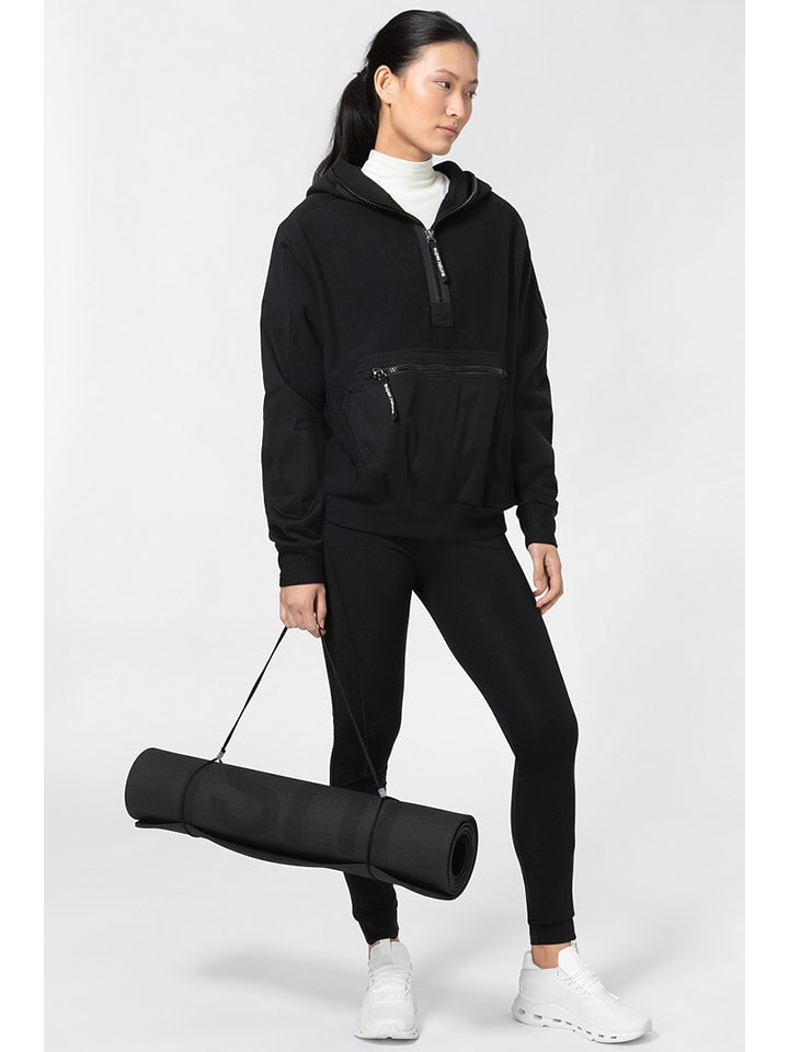 super.natural Bluza polarowa "Wimmerl" w kolorze czarnym rozmiar: L