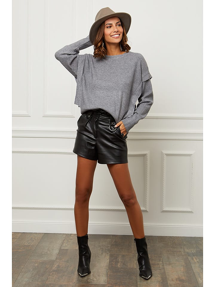 Sweter w kolorze szarym