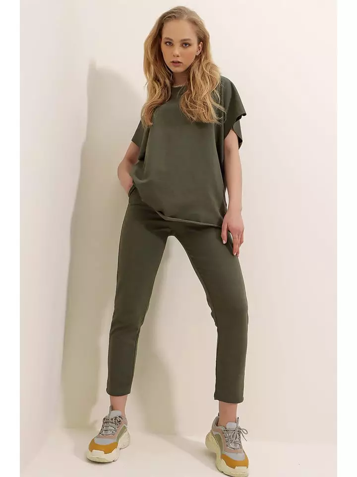 2-częściowy zestaw w kolorze oliwkowym