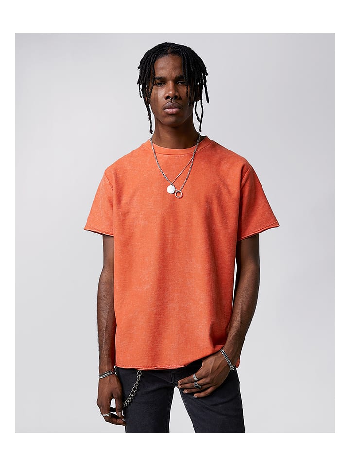 Koszulka w kolorze pomarańczowym