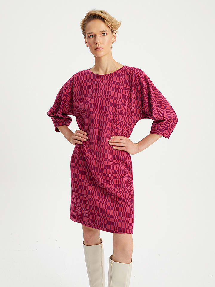 BGN Sukienka w kolorze różowym rozmiar: 40