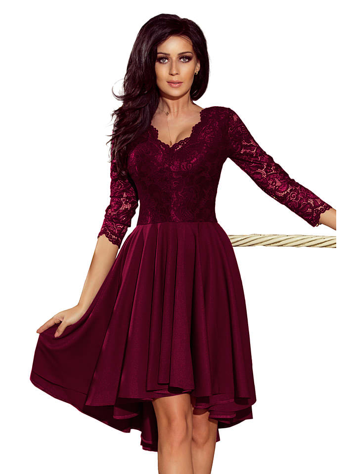 Sukienka w kolorze bordowym