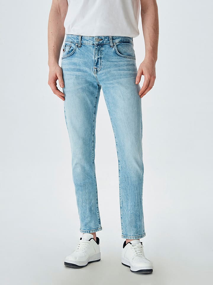 Dżinsy "Joshua" - Slim fit - w kolorze błękitnym