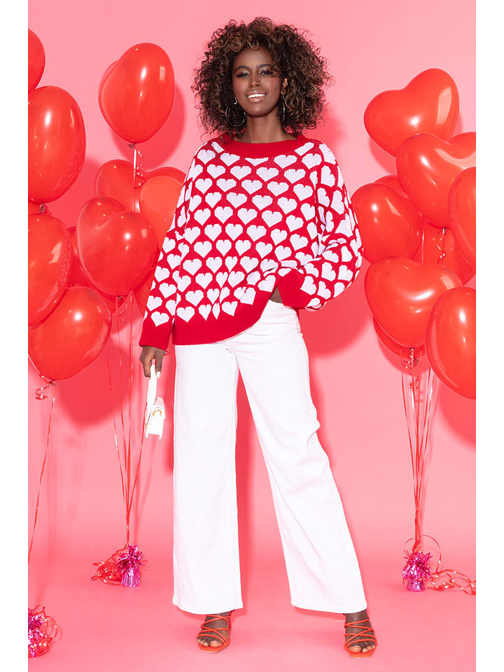 Sweter w kolorze czerwono-białym ze wzorem