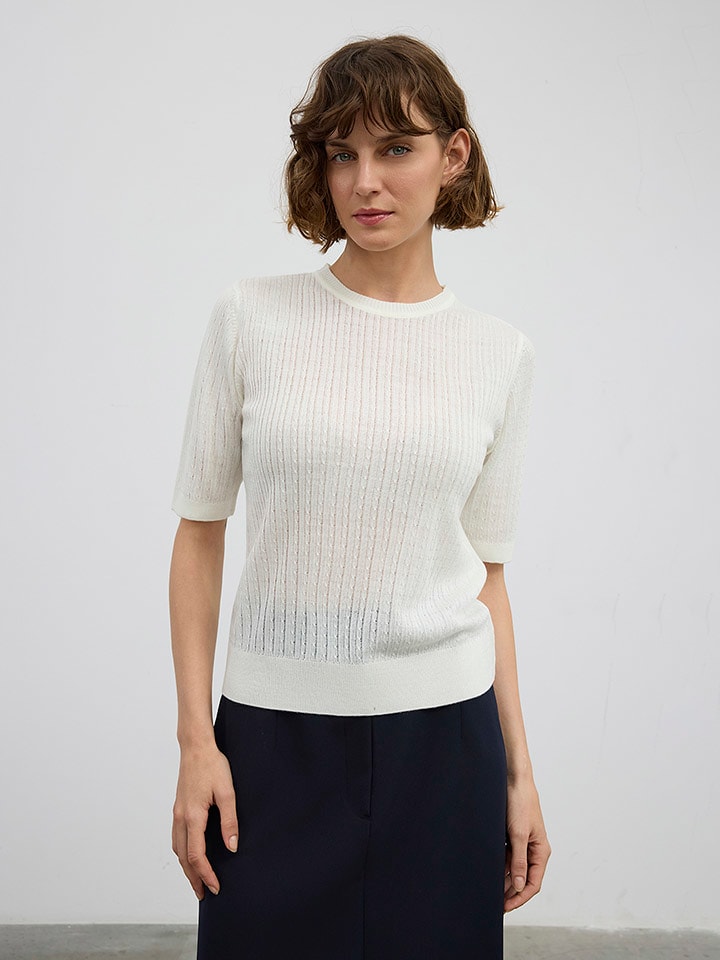 BGN Sweter w kolorze kremowym rozmiar: 36