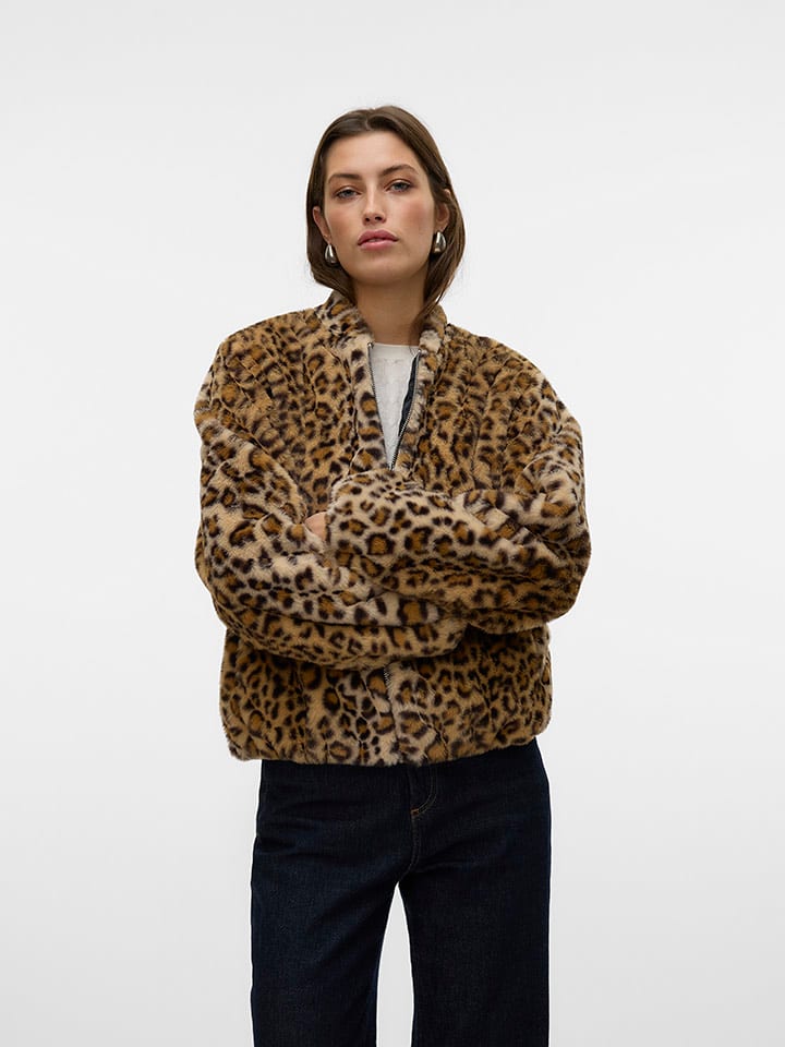 Vero Moda Kurtka w kolorze beżowym ze sztucznego futerka rozmiar: S