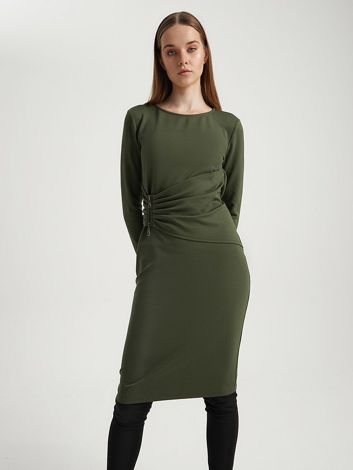 BGN Sukienka w kolorze zielonym rozmiar: 38