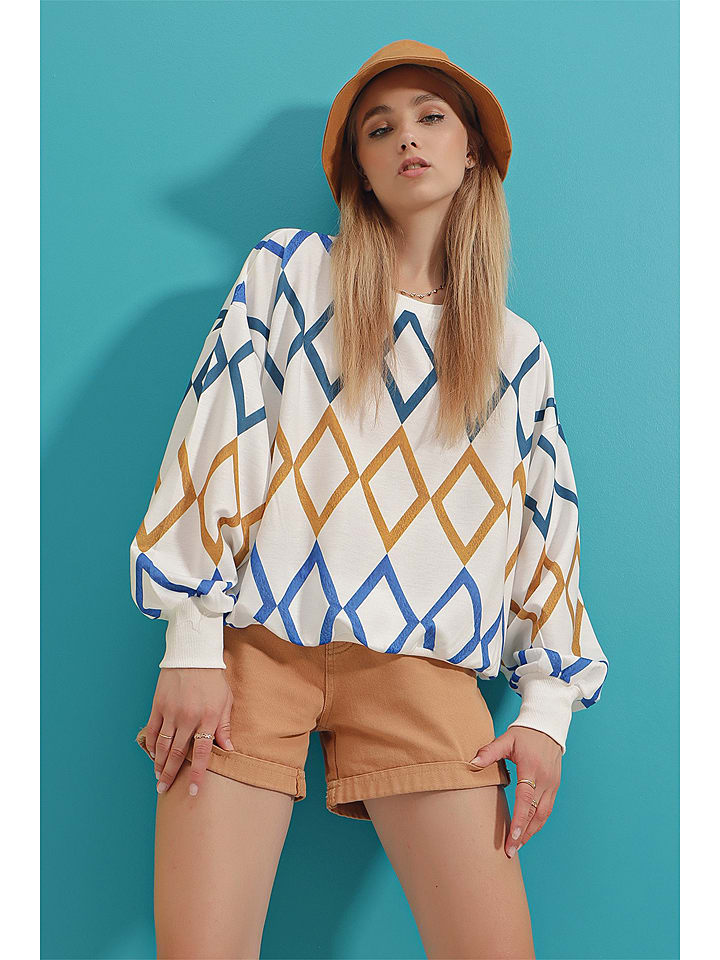 Bluza w kolorze kremowo-niebiesko-camelowym ze wzorem