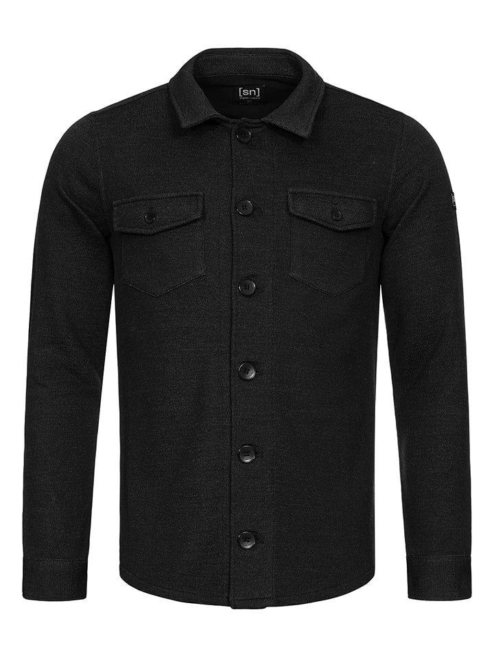Kurtka koszulowa w kolorze czarnym