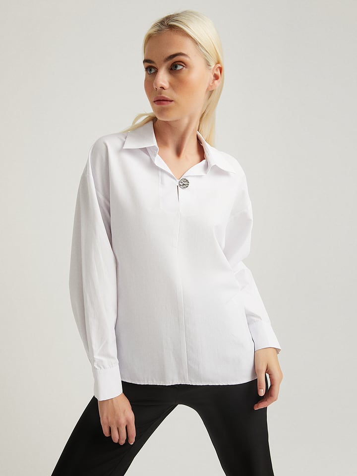 Bluzka w kolorze białym